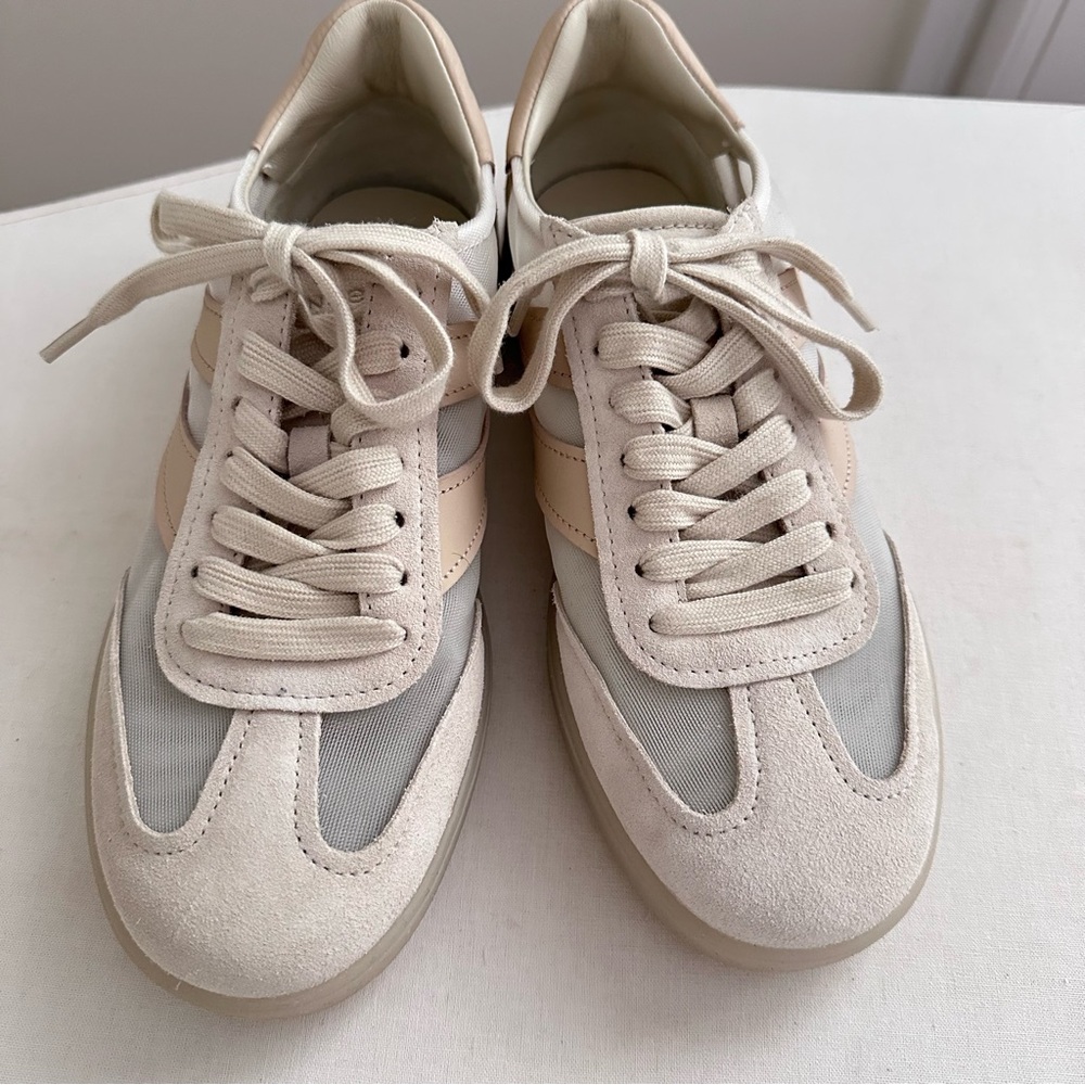 Vince Cream and Gray Women's Sneakers